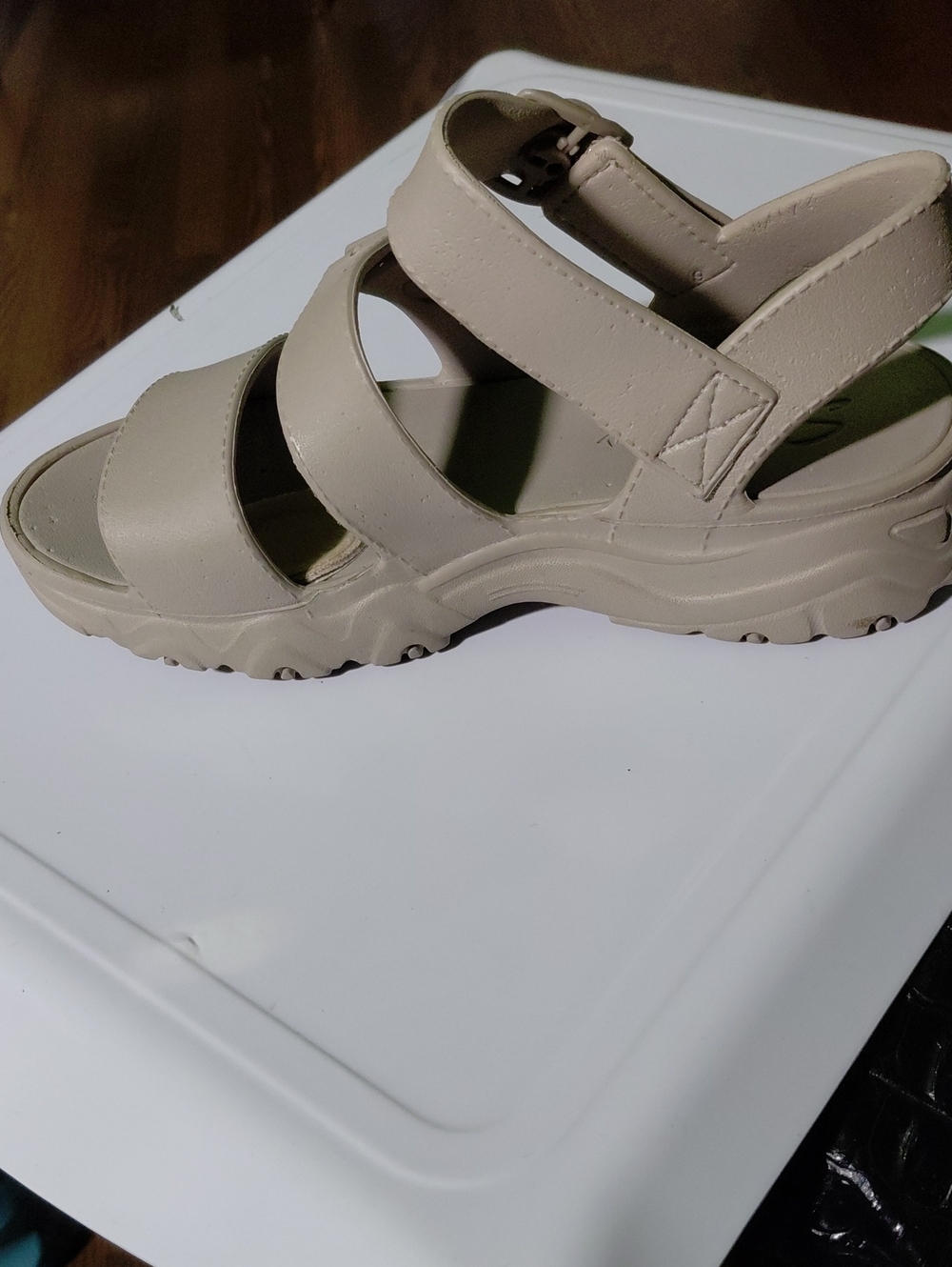 Skechers Foamies: Arch Fit Footsteps - Sunny Days Beige Sandals